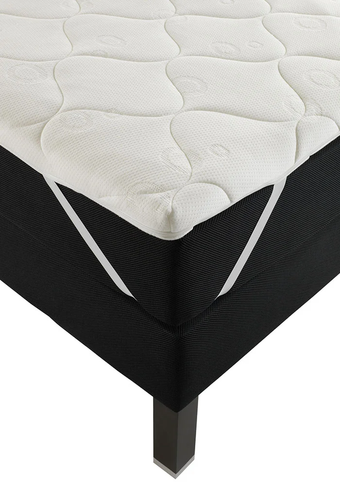 Topper With A Quilted Zip-Cover